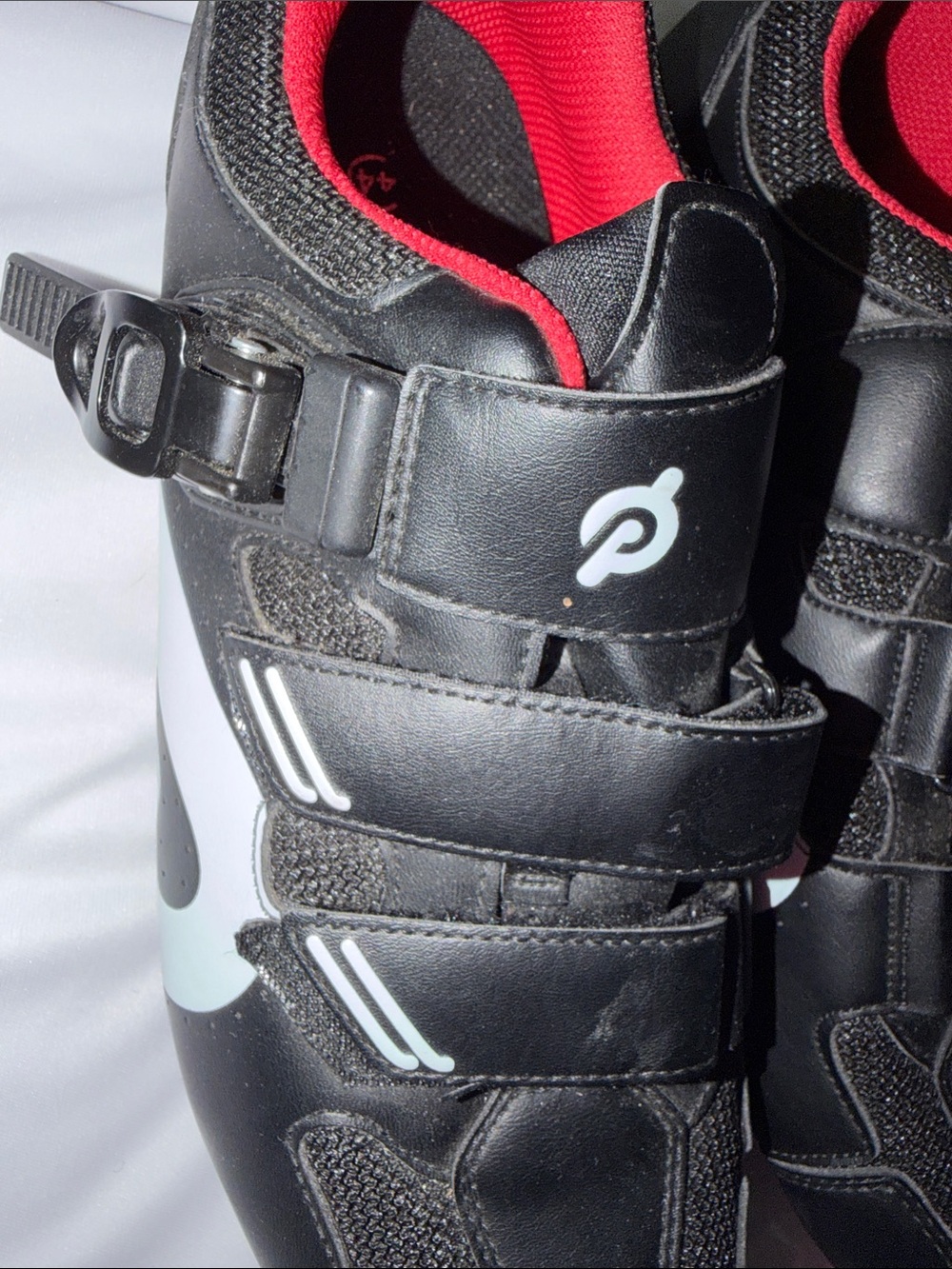 Peloton Black Cycling Shoes with Red Lining - Picture 5 of 10